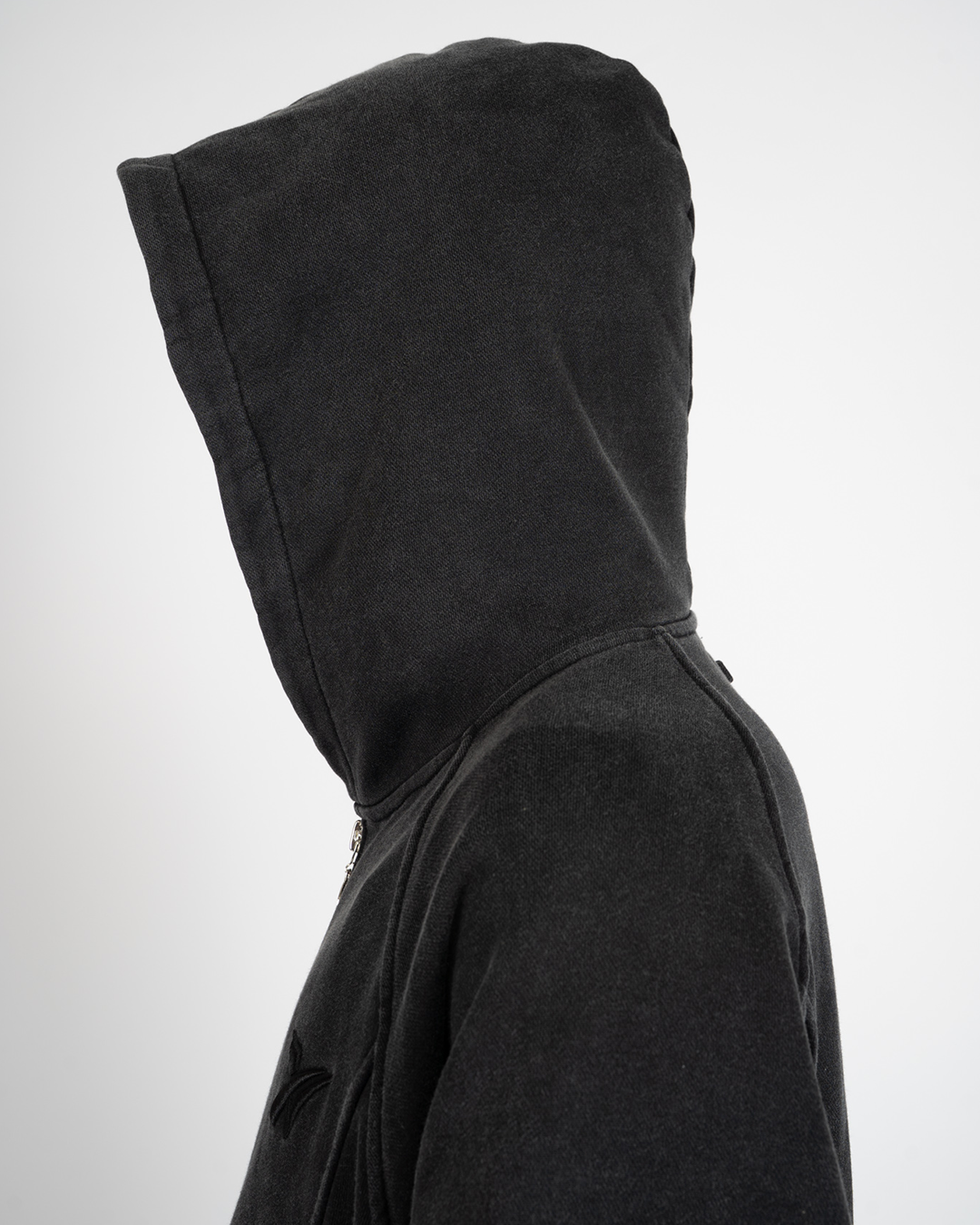 The Core Zip-Up - Washed Black